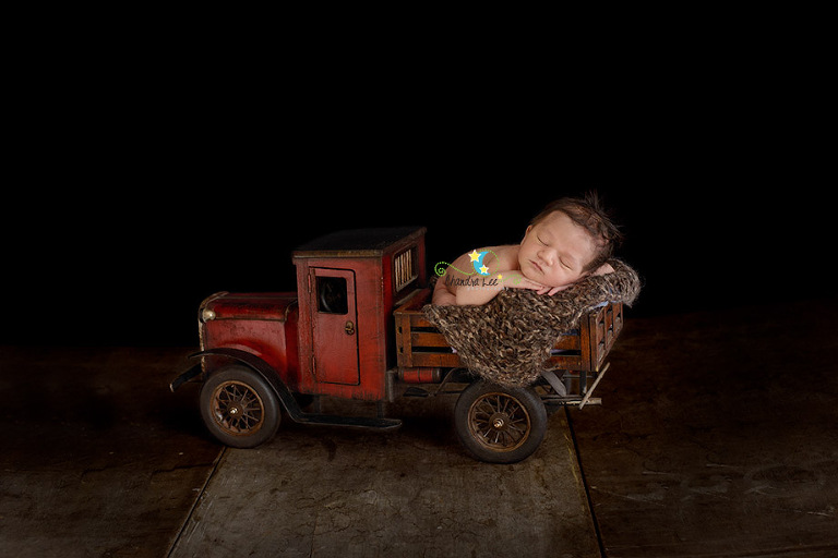 Ajax Newborn Photographer | Baby Portraits 8