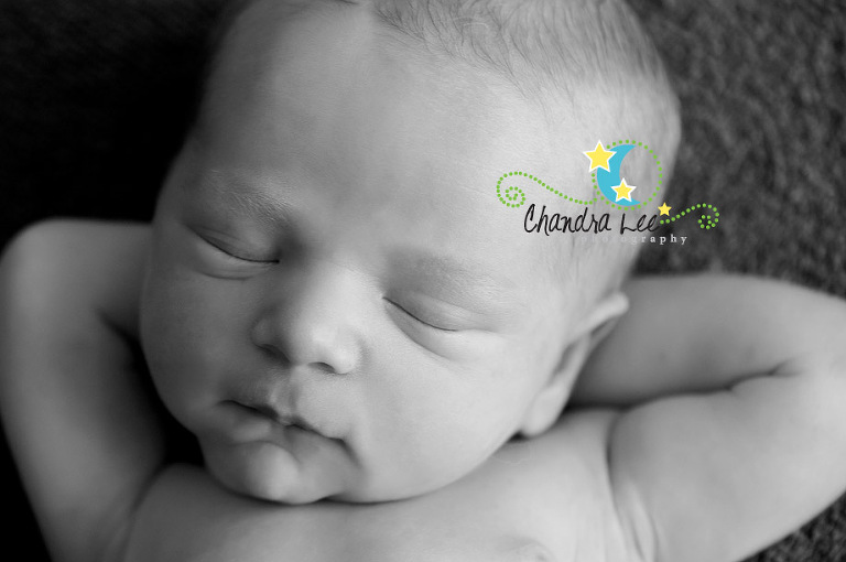 Oshawa Baby Photographer | Newborn Photography 5