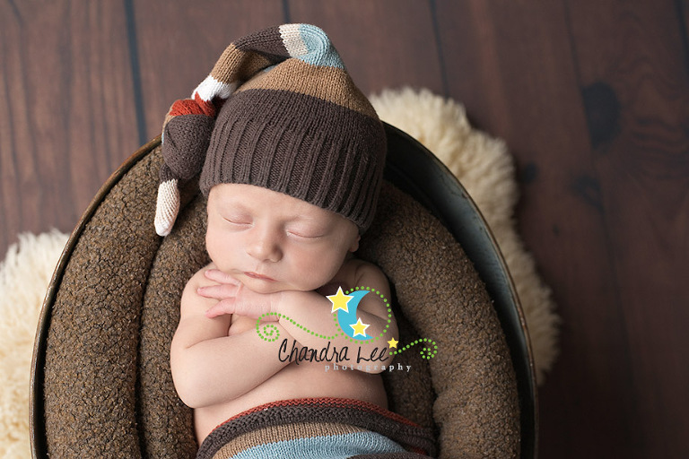A picture taken by a Toronto Newborn Photographer