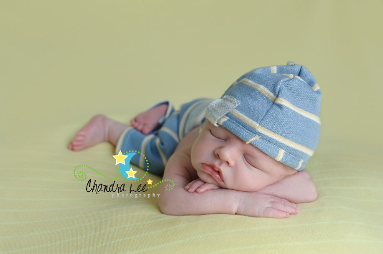 Guelph Newborn Photographer | Baby Pictures
