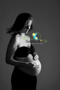 Toronto Maternity Photographer | Pregnancy Pictures